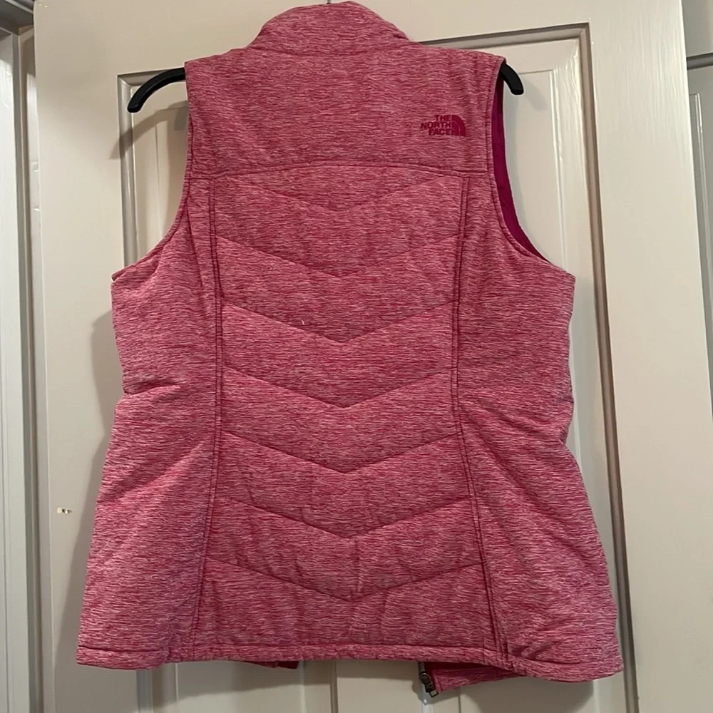 North Face Vest Womens Medium Pink Puffer Nuptuse Goose Down Fill Insulated - Picture 10 of 14